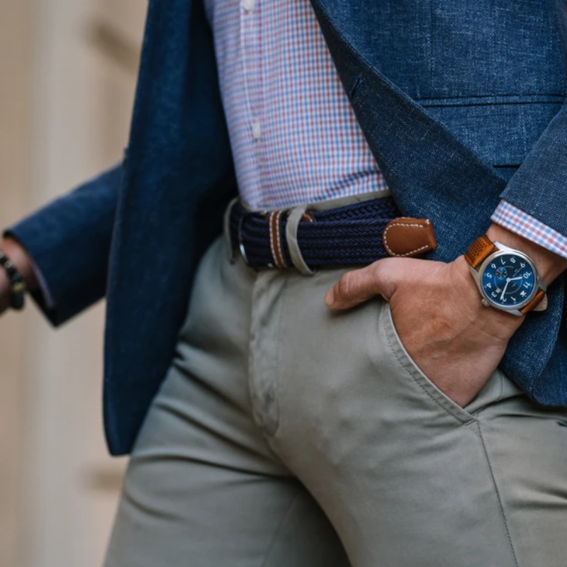 Elastický pás, elegance a pohodlí zaručeno