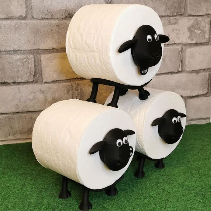 Toilettenpapierhalter in Form eines Schafes 
