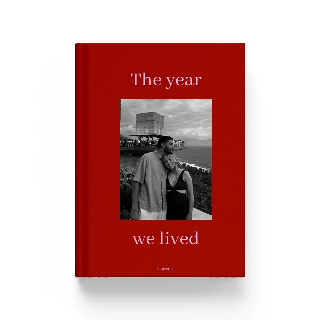 Album Photo de Voyage — The Year We Lived Rouge, photo 111